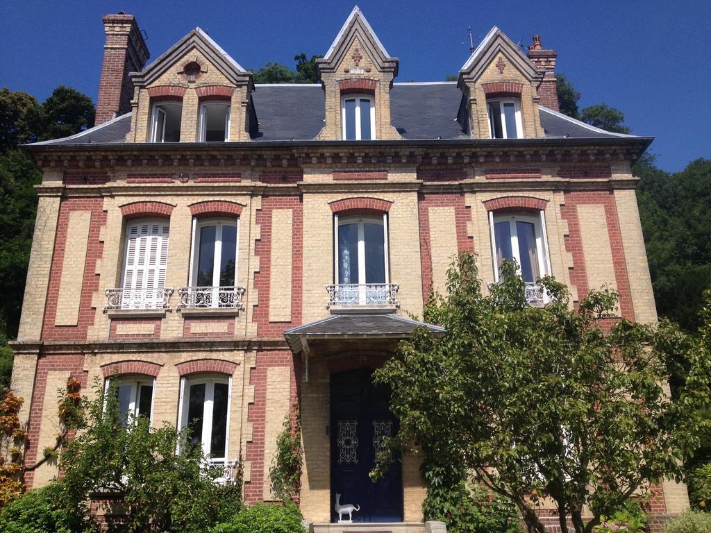 La Liniere Bed and Breakfast La Rivière-Saint-Sauveur Εξωτερικό φωτογραφία