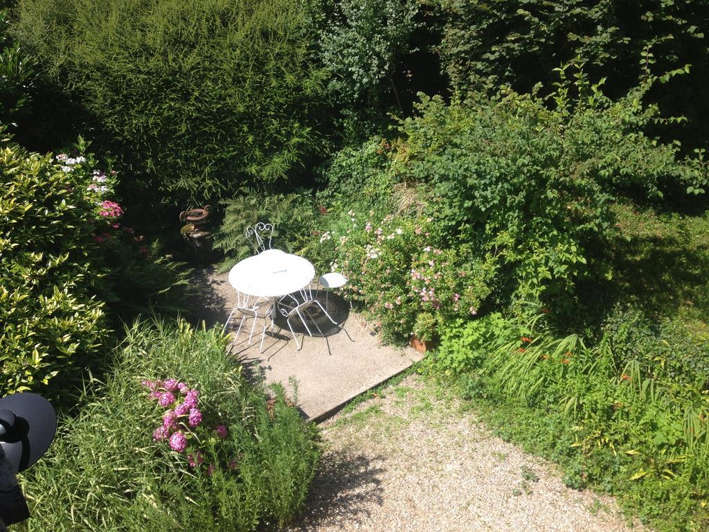 La Liniere Bed and Breakfast La Rivière-Saint-Sauveur Εξωτερικό φωτογραφία
