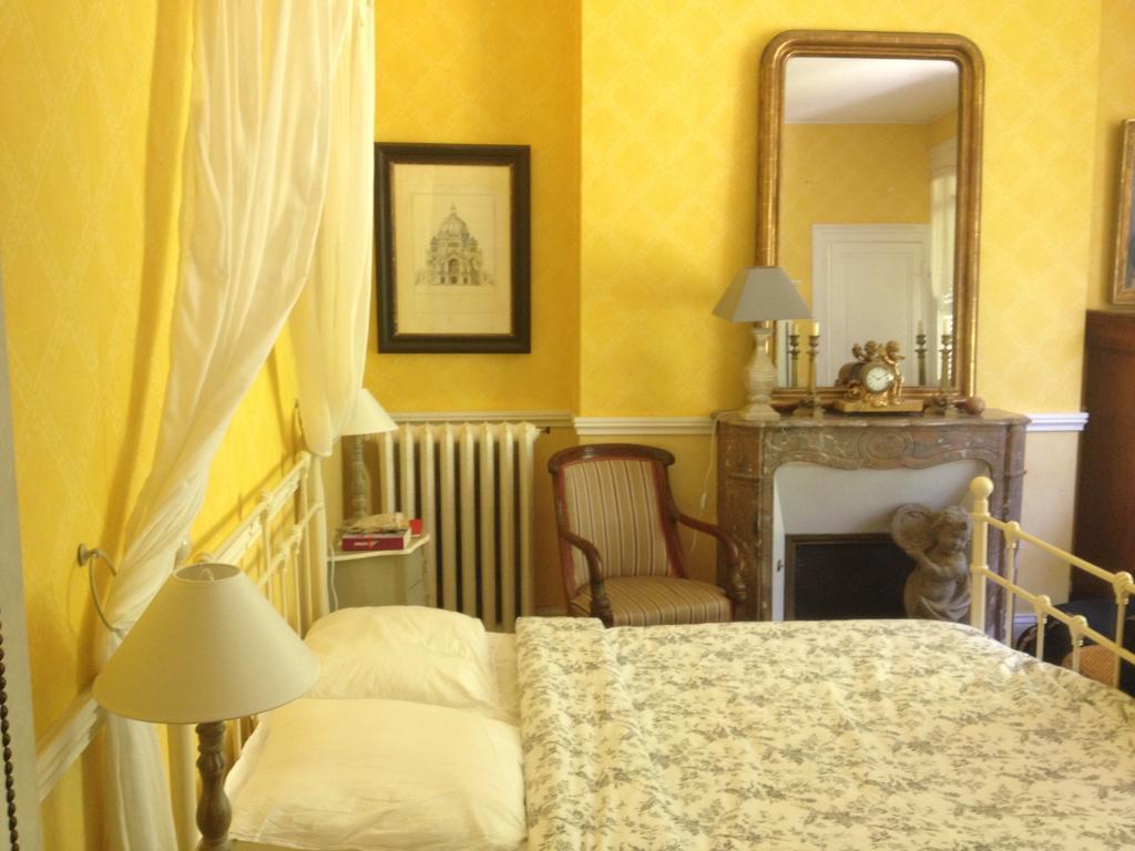 La Liniere Bed and Breakfast La Rivière-Saint-Sauveur Δωμάτιο φωτογραφία